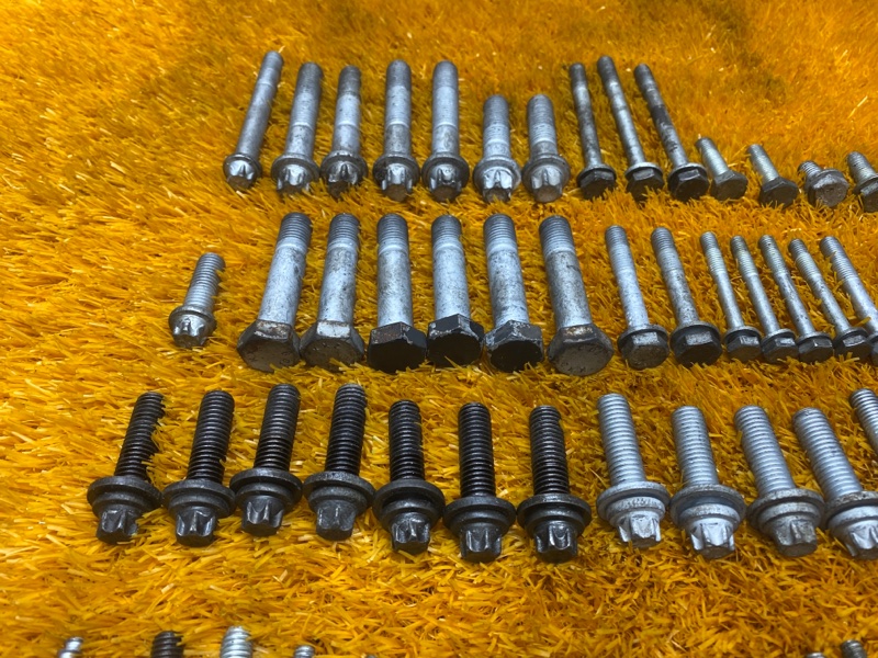 Болты и гайки ДВС, 930 рублей, Красноярск