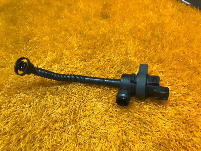 Клапан вентиляции топливного бака, 670 рублей, Красноярск