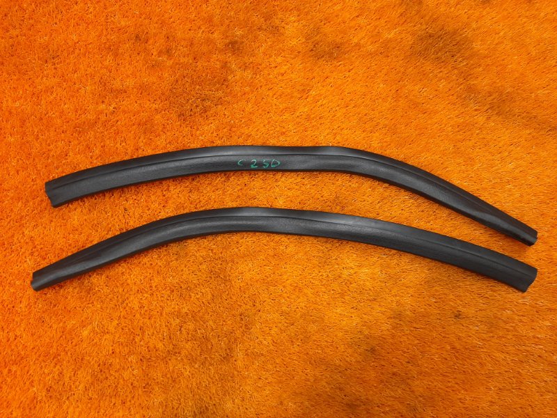 Уплотнитель капота, 750 рублей, Красноярск