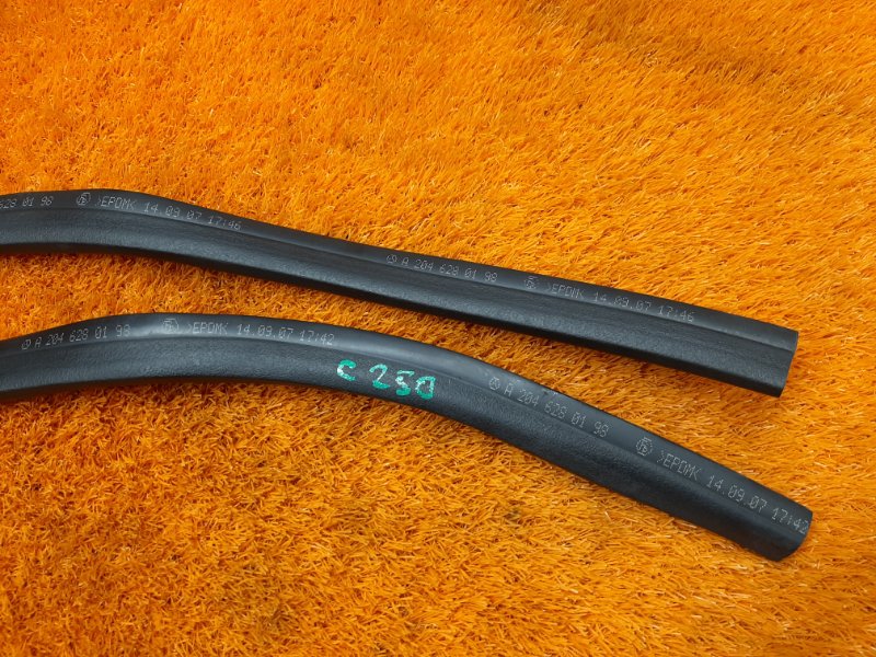 Уплотнитель капота, 750 рублей, Красноярск