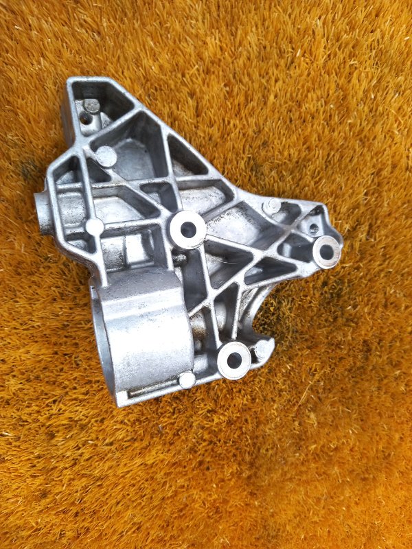 кронштейн компрессора кондиционера, 750 рублей, Красноярск