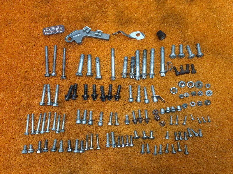 Болты и гайки ДВС, 810 рублей, Красноярск