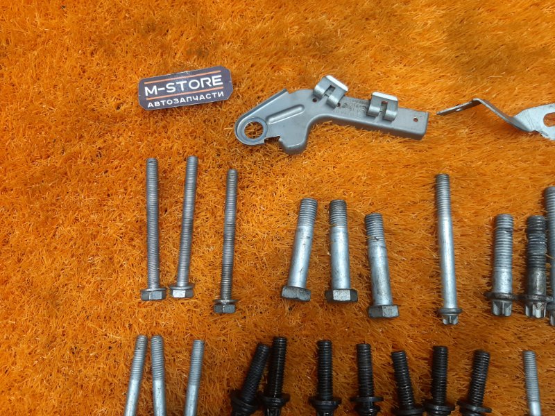 Болты и гайки ДВС, 810 рублей, Красноярск