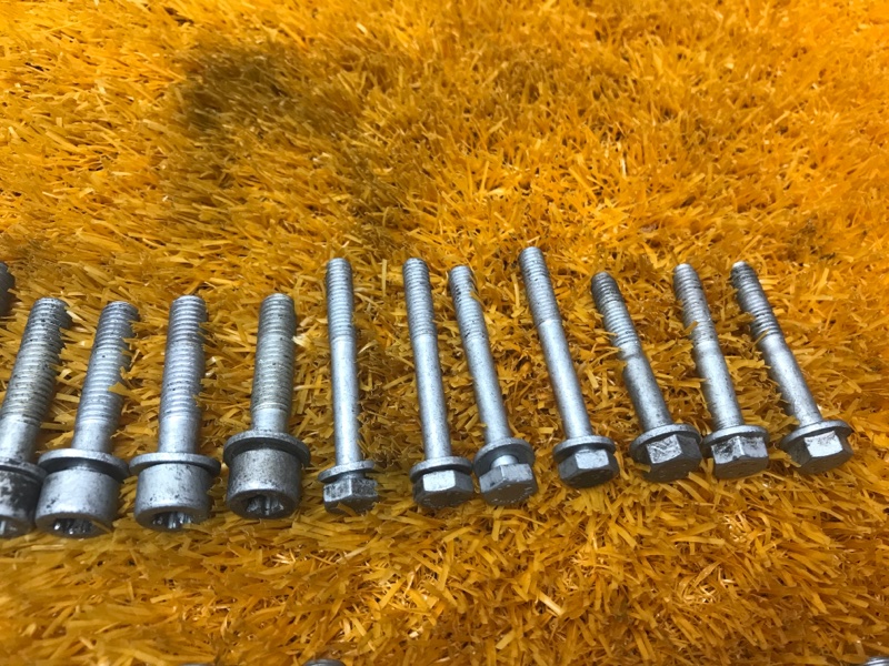 Болты и гайки ДВС, 870 рублей, Красноярск