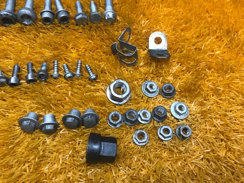 Болты и гайки ДВС, 870 рублей, Красноярск