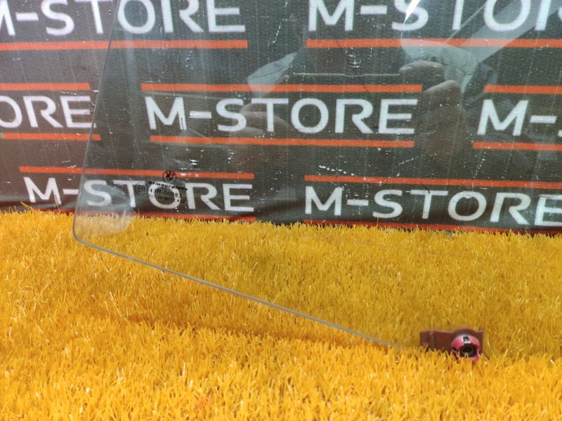 Стекло боковое, 300 рублей, Красноярск