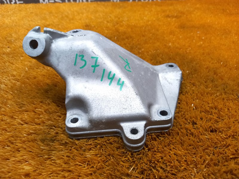 Кронштейн подушки двигателя, 930 рублей, Красноярск