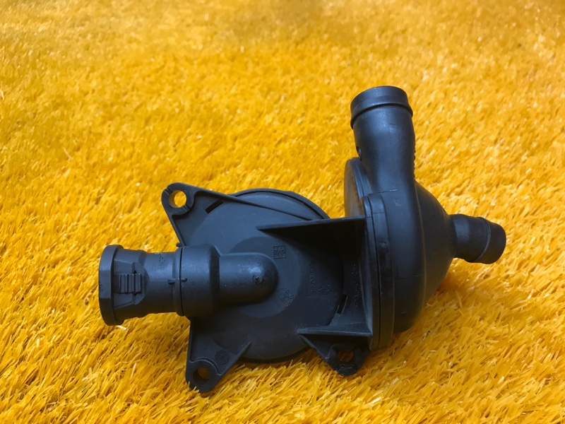 Клапан вентиляции картерных газов, 670 рублей, Красноярск