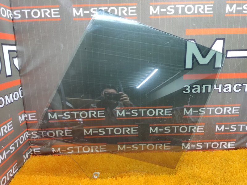 Стекло боковое, 350 рублей, Красноярск