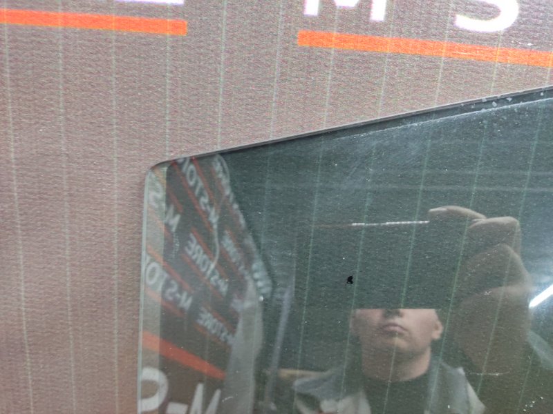 Стекло боковое, 350 рублей, Красноярск