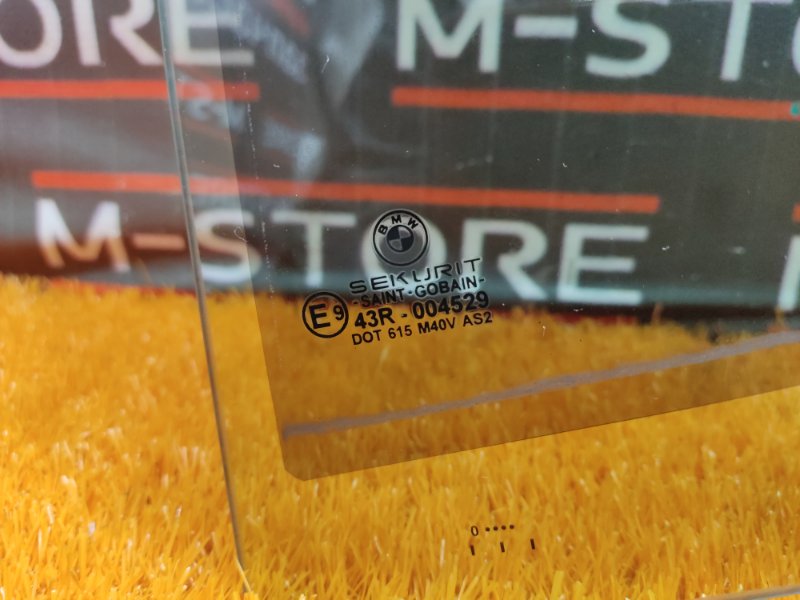 Стекло боковое, 350 рублей, Красноярск