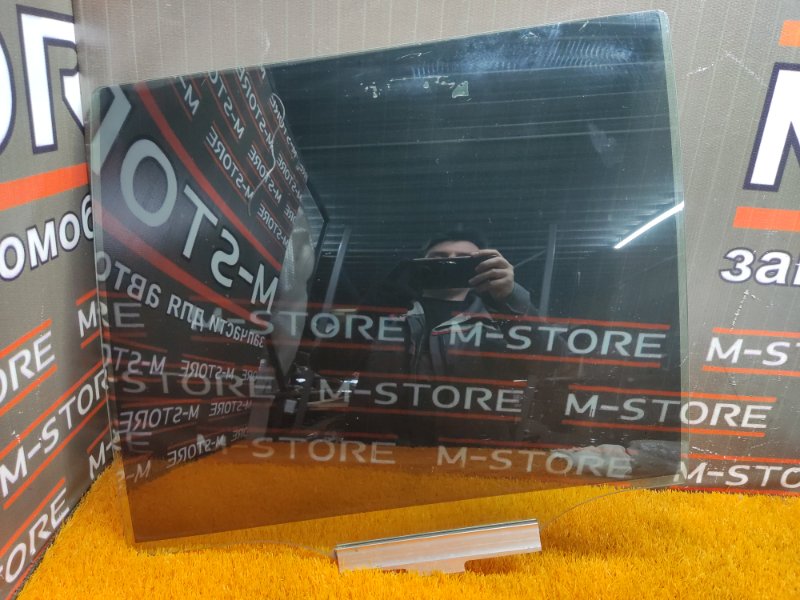 Стекло боковое, 670 рублей, Красноярск