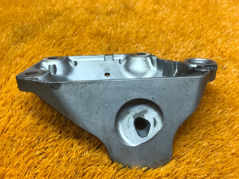 Кронштейн подушки двигателя, 340 рублей, Красноярск