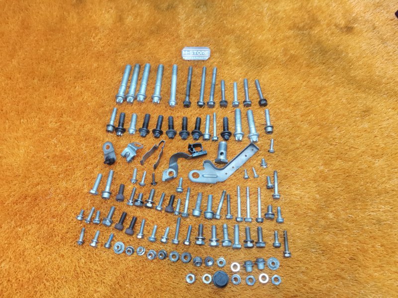 Болты и гайки ДВС, 810 рублей, Красноярск