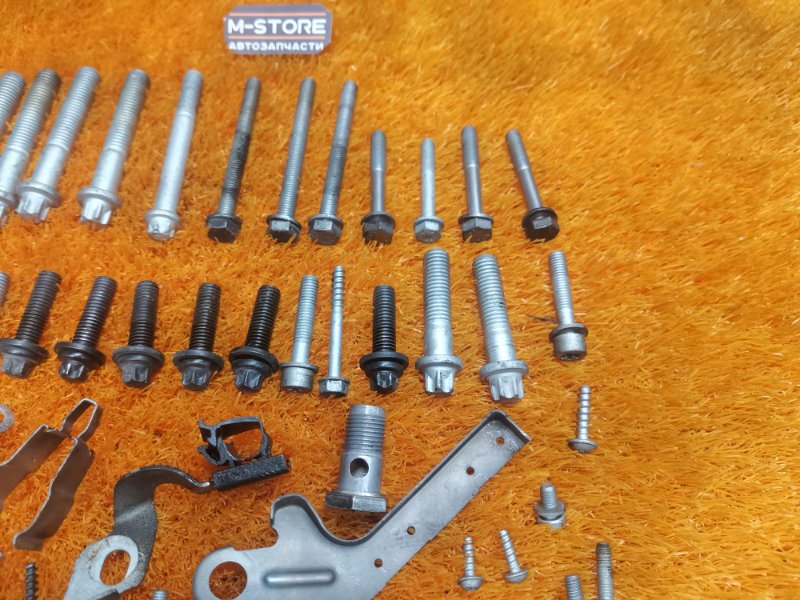 Болты и гайки ДВС, 810 рублей, Красноярск