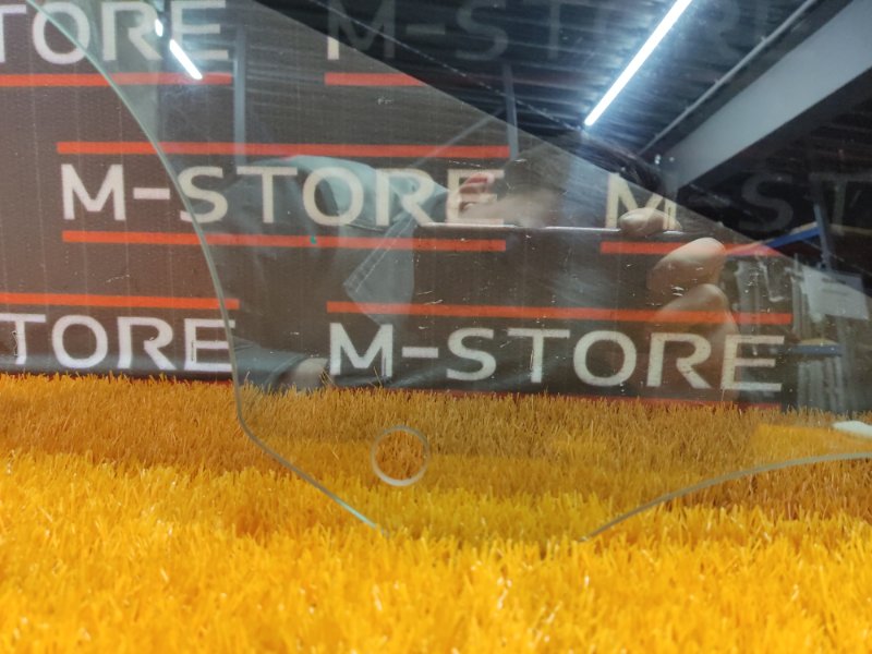 Стекло боковое, 860 рублей, Красноярск