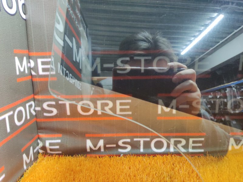 Стекло боковое, 860 рублей, Красноярск