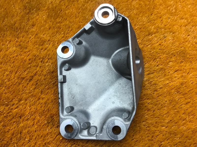 Кронштейн подушки двигателя, 340 рублей, Красноярск