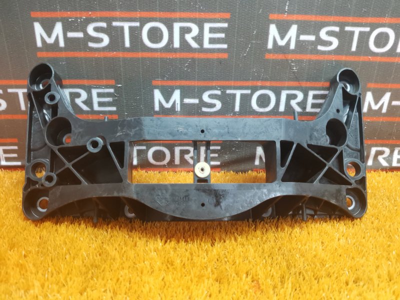 Кронштейн КПП, 2000 рублей, Красноярск