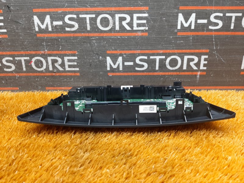 Блок управления магнитолой, 1920 рублей, Красноярск