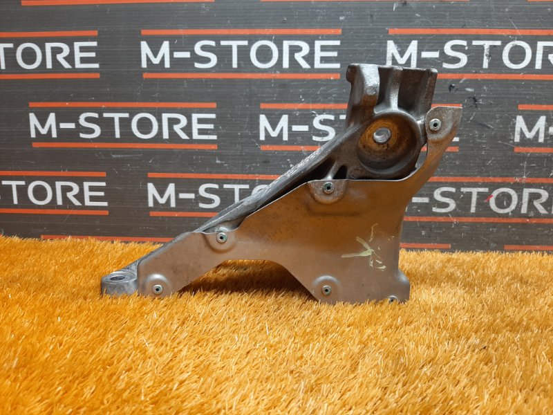 Кронштейн подушки двигателя, 930 рублей, Красноярск