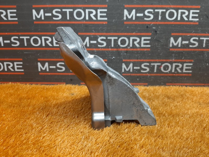 Кронштейн подушки двигателя, 930 рублей, Красноярск