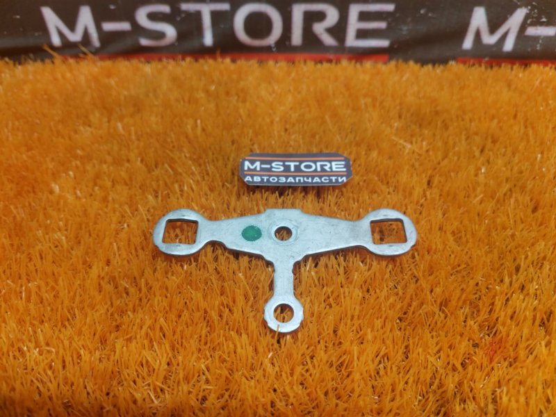 крепление топливной форсунки, 300 рублей, Красноярск