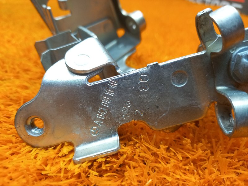 кронштейн, 300 рублей, Красноярск