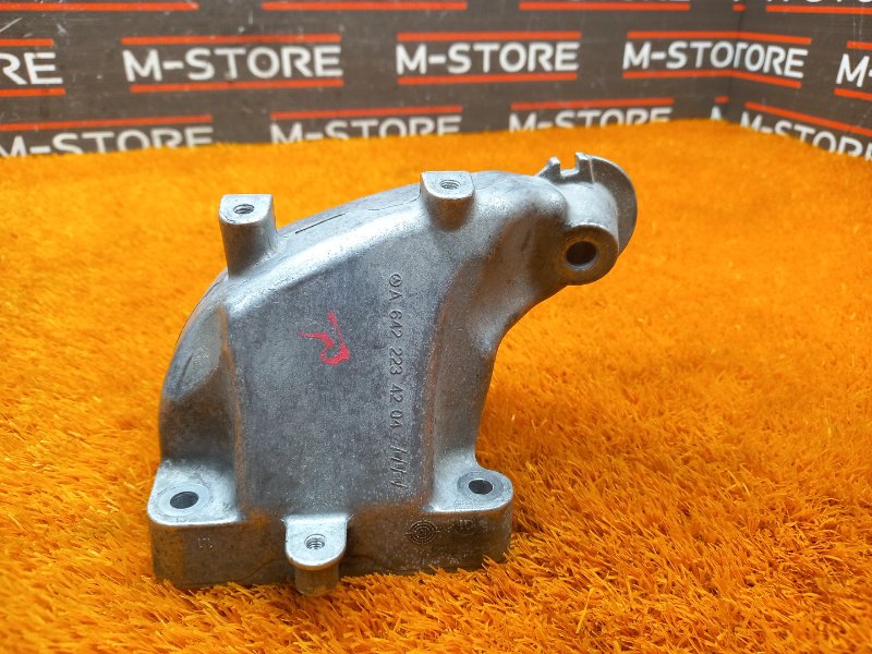 Кронштейн подушки двигателя, 1220 рублей, Красноярск