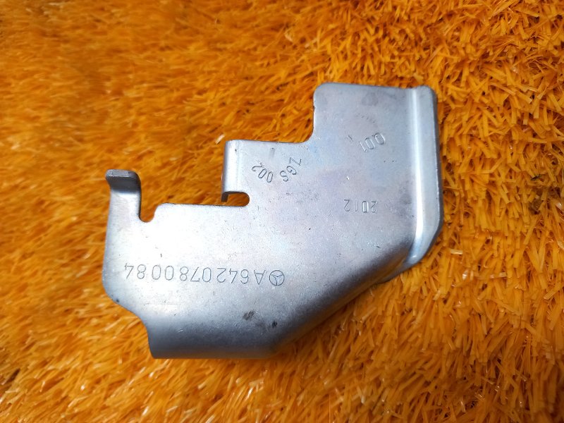 кронштейн, 300 рублей, Красноярск