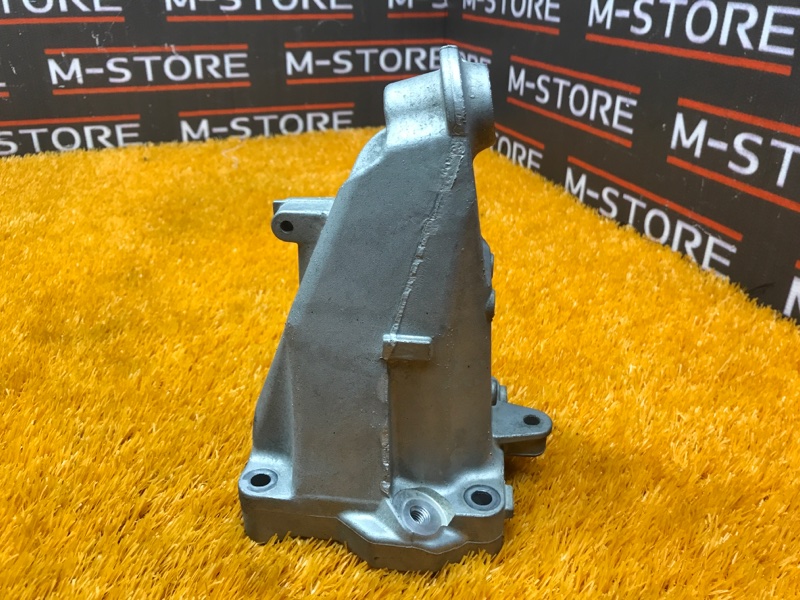 Кронштейн подушки двигателя, 1820 рублей, Красноярск