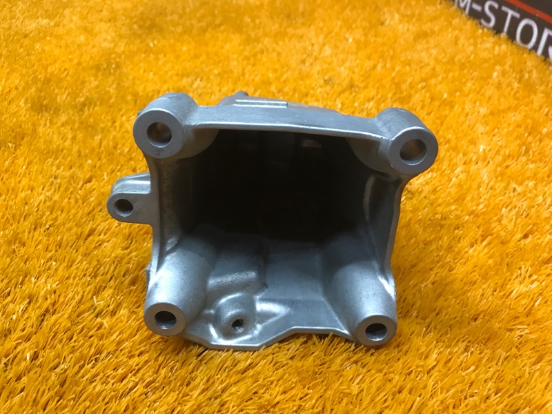 Кронштейн подушки двигателя, 1820 рублей, Красноярск