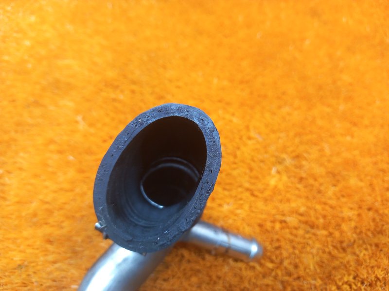 Патрубок системы охлаждения, 200 рублей, Красноярск