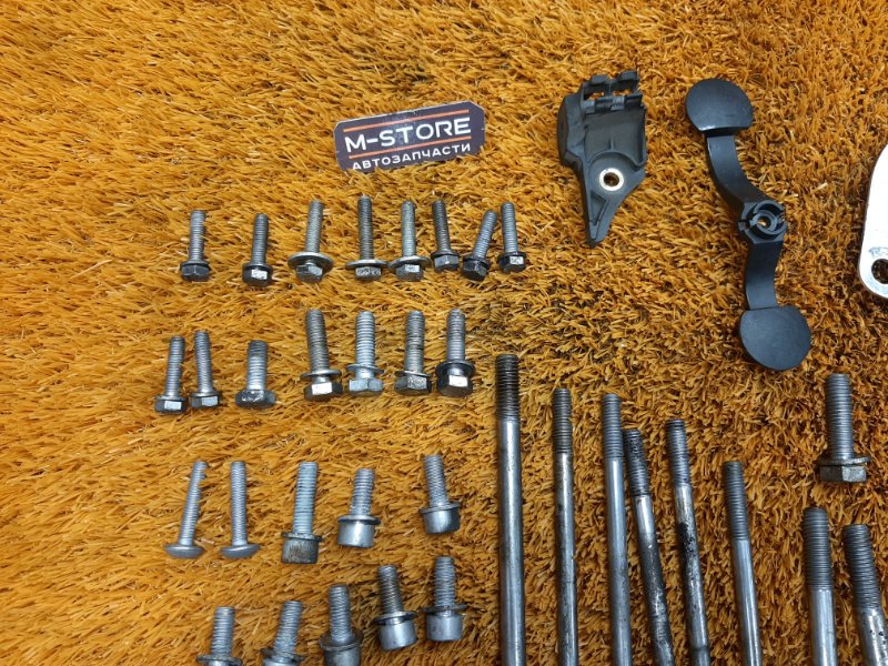 Болты и гайки ДВС, 810 рублей, Красноярск