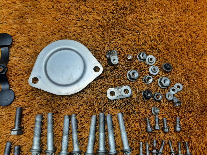 Болты и гайки ДВС, 810 рублей, Красноярск