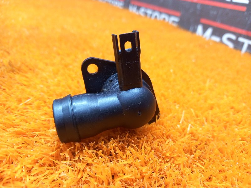 Штуцер вакуумный, 380 рублей, Красноярск