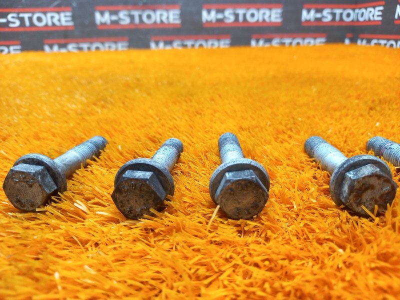 болт ступичный, 510 рублей, Красноярск