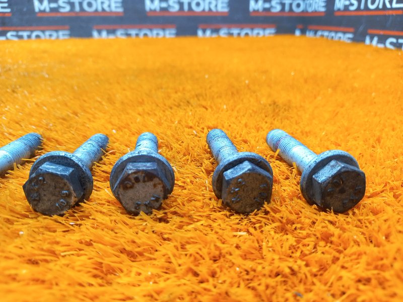 болт ступичный, 510 рублей, Красноярск