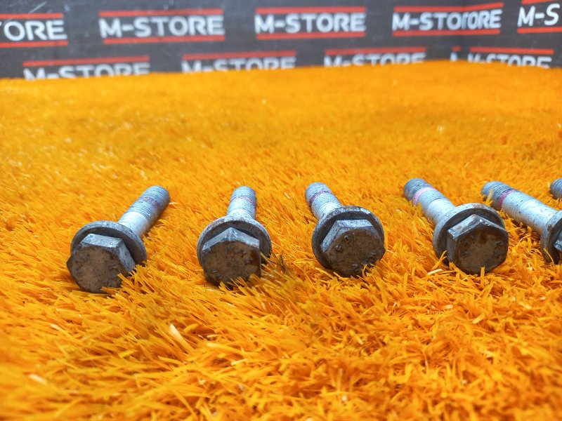 болт ступичный, 510 рублей, Красноярск