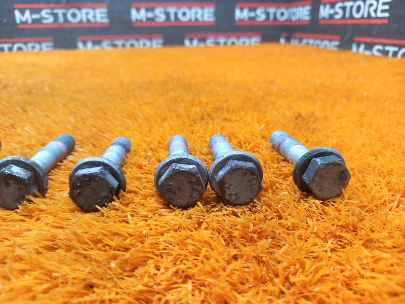 болт ступичный, 510 рублей, Красноярск