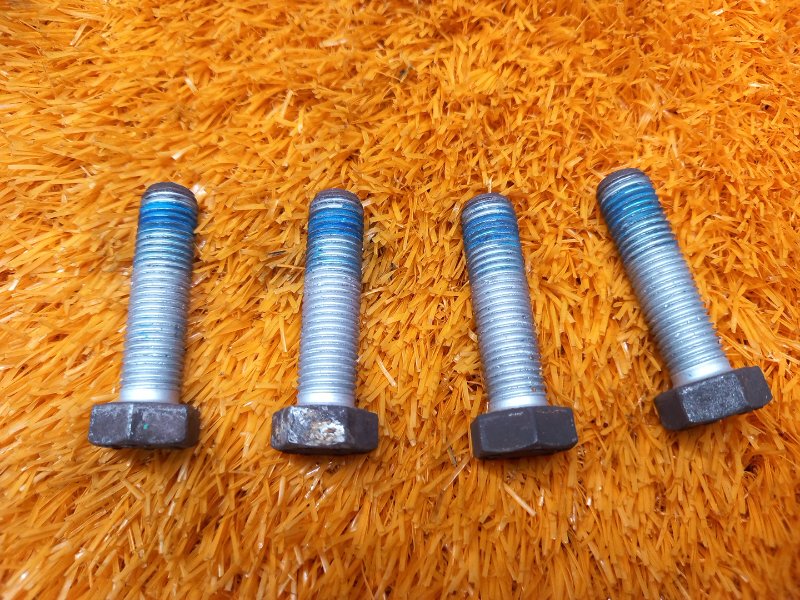 Болт суппорта, 280 рублей, Красноярск