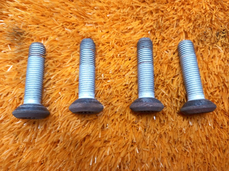 болт ступичный, 280 рублей, Красноярск