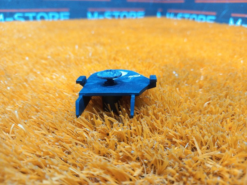 Кронштейн крышки двигателя, 300 рублей, Красноярск