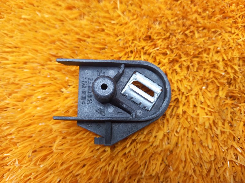 Кронштейн крышки двигателя, 300 рублей, Красноярск