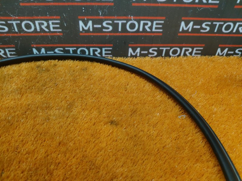 Уплотнитель капота, 960 рублей, Красноярск