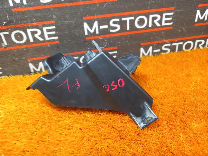 Кронштейн противотуманной фары, 630 рублей, Красноярск