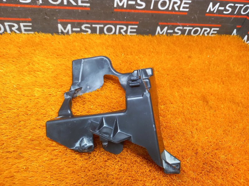 Кронштейн противотуманной фары, 630 рублей, Красноярск