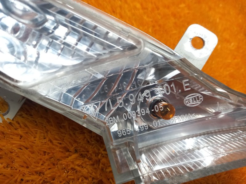 Поворотник, 1800 рублей, Красноярск