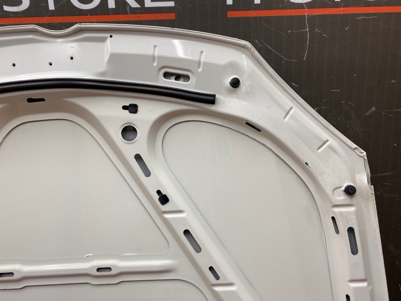 капот, 6700 рублей, Красноярск