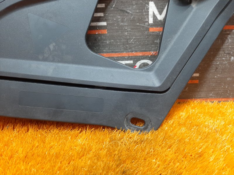 Накладка замка капота, 670 рублей, Красноярск